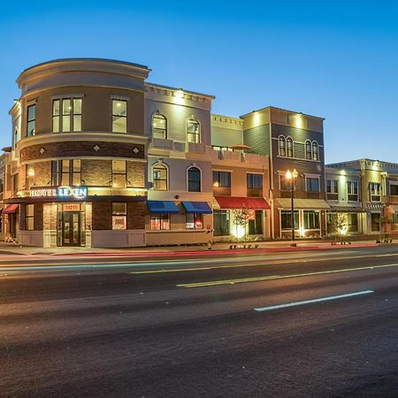 Hotel Lexen Newhall & Santa Clarita - Near Six Flags Magic Mountain Ngoại thất bức ảnh