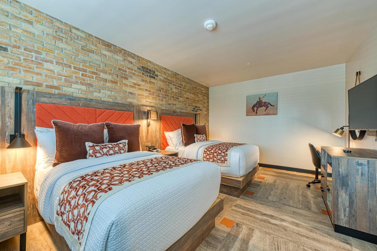 Hotel Lexen Newhall & Santa Clarita - Near Six Flags Magic Mountain Ngoại thất bức ảnh