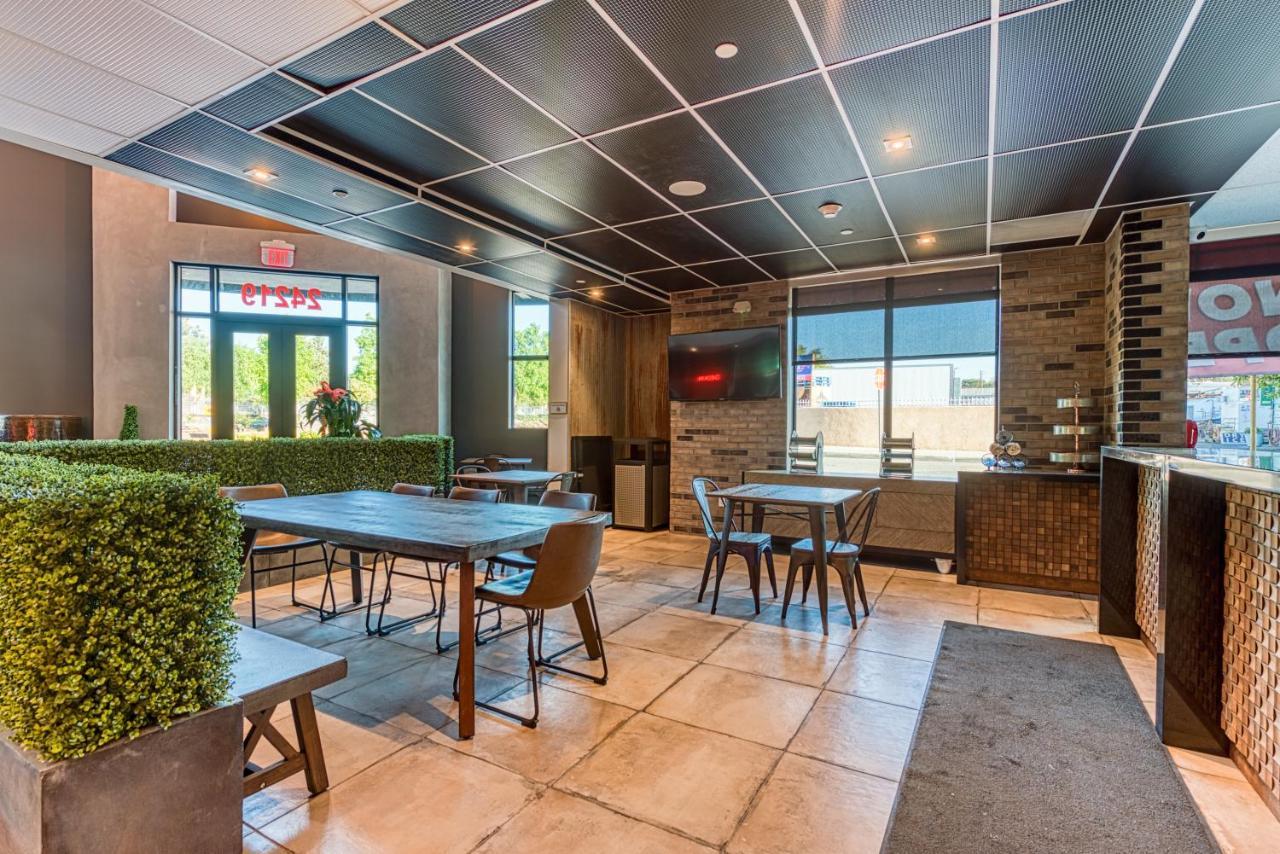 Hotel Lexen Newhall & Santa Clarita - Near Six Flags Magic Mountain Ngoại thất bức ảnh
