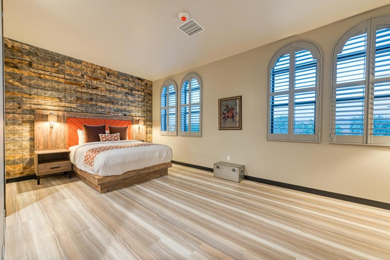 Hotel Lexen Newhall & Santa Clarita - Near Six Flags Magic Mountain Ngoại thất bức ảnh