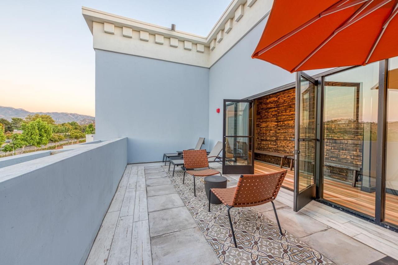 Hotel Lexen Newhall & Santa Clarita - Near Six Flags Magic Mountain Ngoại thất bức ảnh