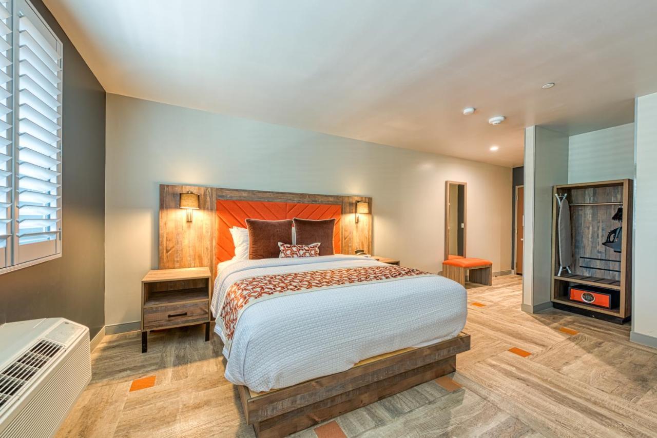 Hotel Lexen Newhall & Santa Clarita - Near Six Flags Magic Mountain Ngoại thất bức ảnh