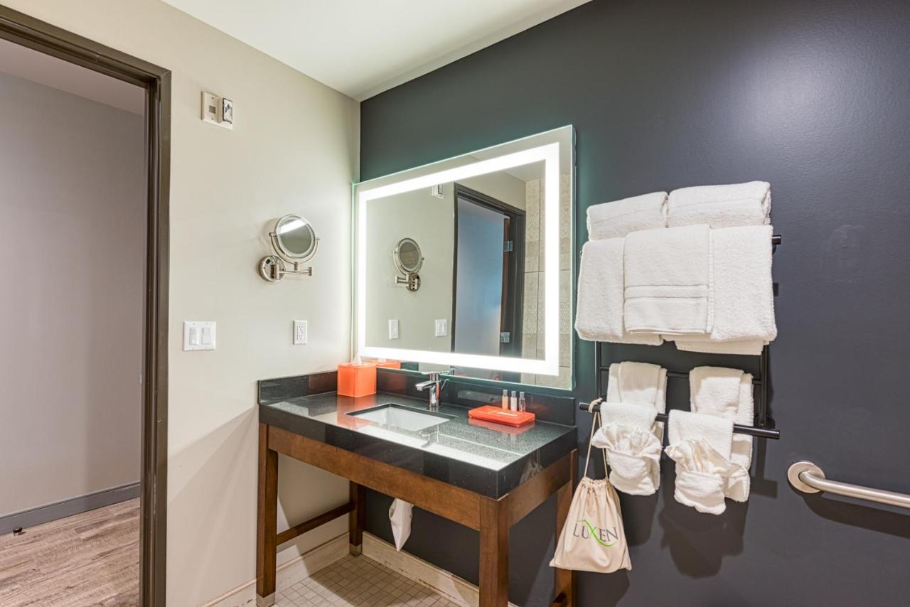 Hotel Lexen Newhall & Santa Clarita - Near Six Flags Magic Mountain Ngoại thất bức ảnh
