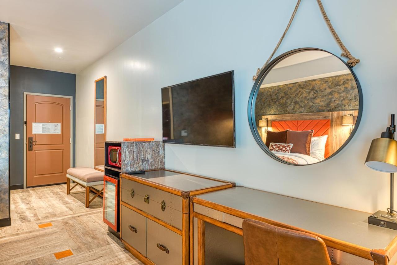 Hotel Lexen Newhall & Santa Clarita - Near Six Flags Magic Mountain Ngoại thất bức ảnh
