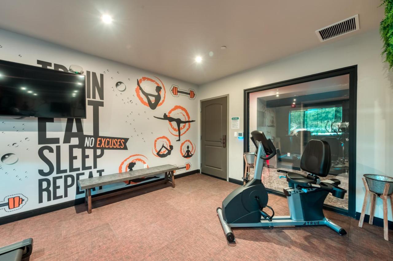 Hotel Lexen Newhall & Santa Clarita - Near Six Flags Magic Mountain Ngoại thất bức ảnh