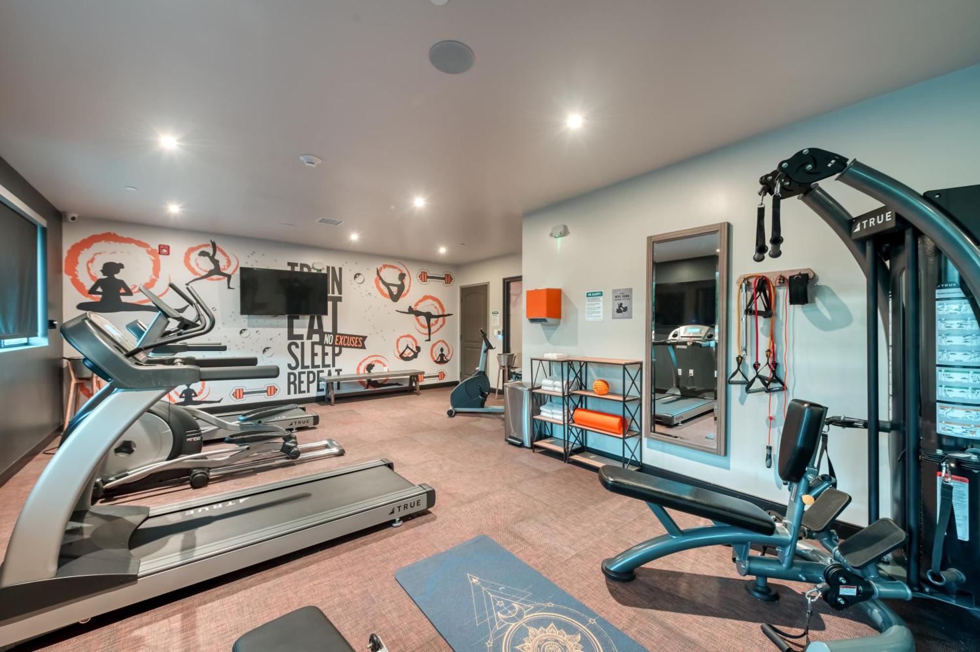 Hotel Lexen Newhall & Santa Clarita - Near Six Flags Magic Mountain Ngoại thất bức ảnh