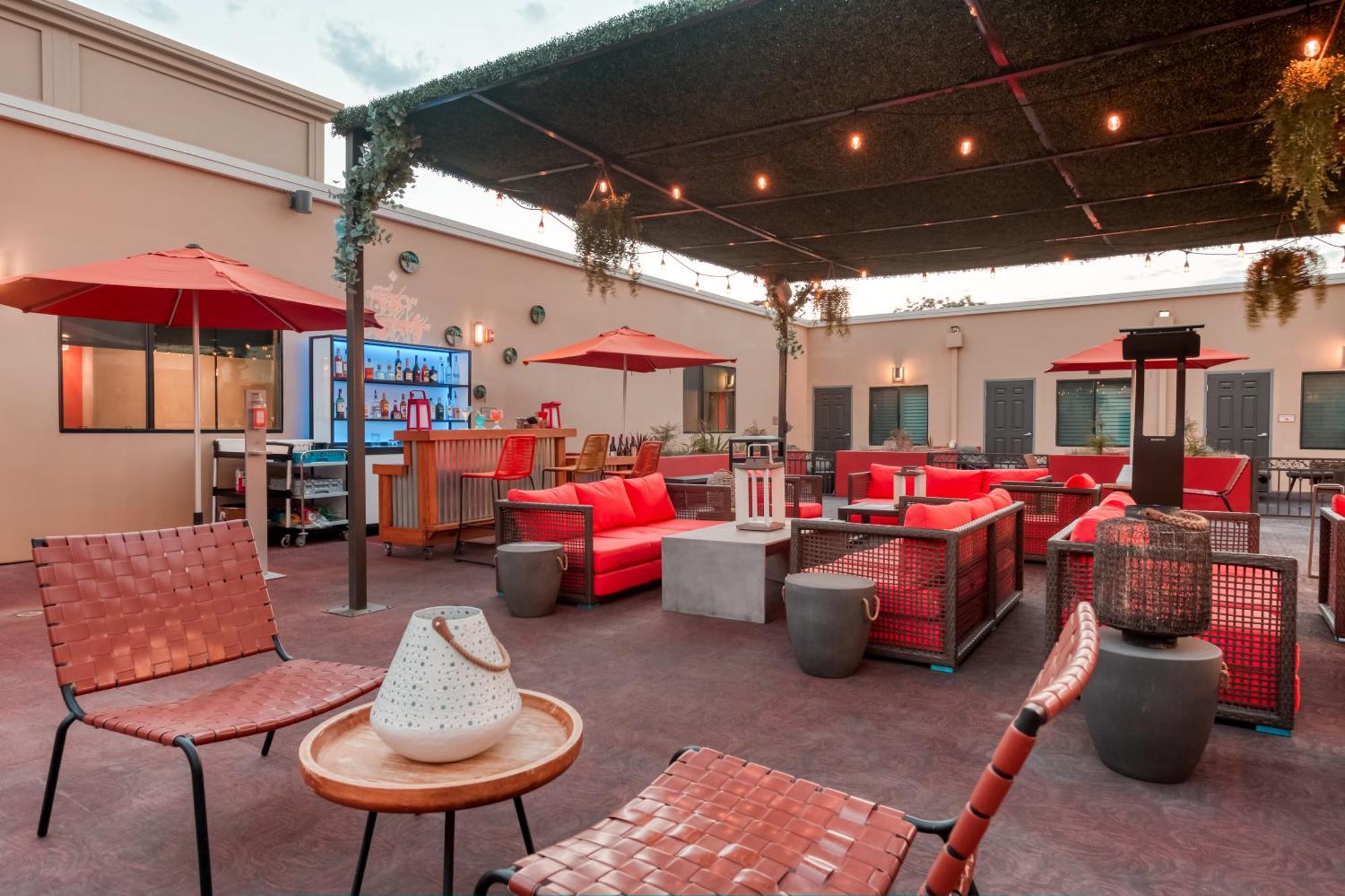 Hotel Lexen Newhall & Santa Clarita - Near Six Flags Magic Mountain Ngoại thất bức ảnh